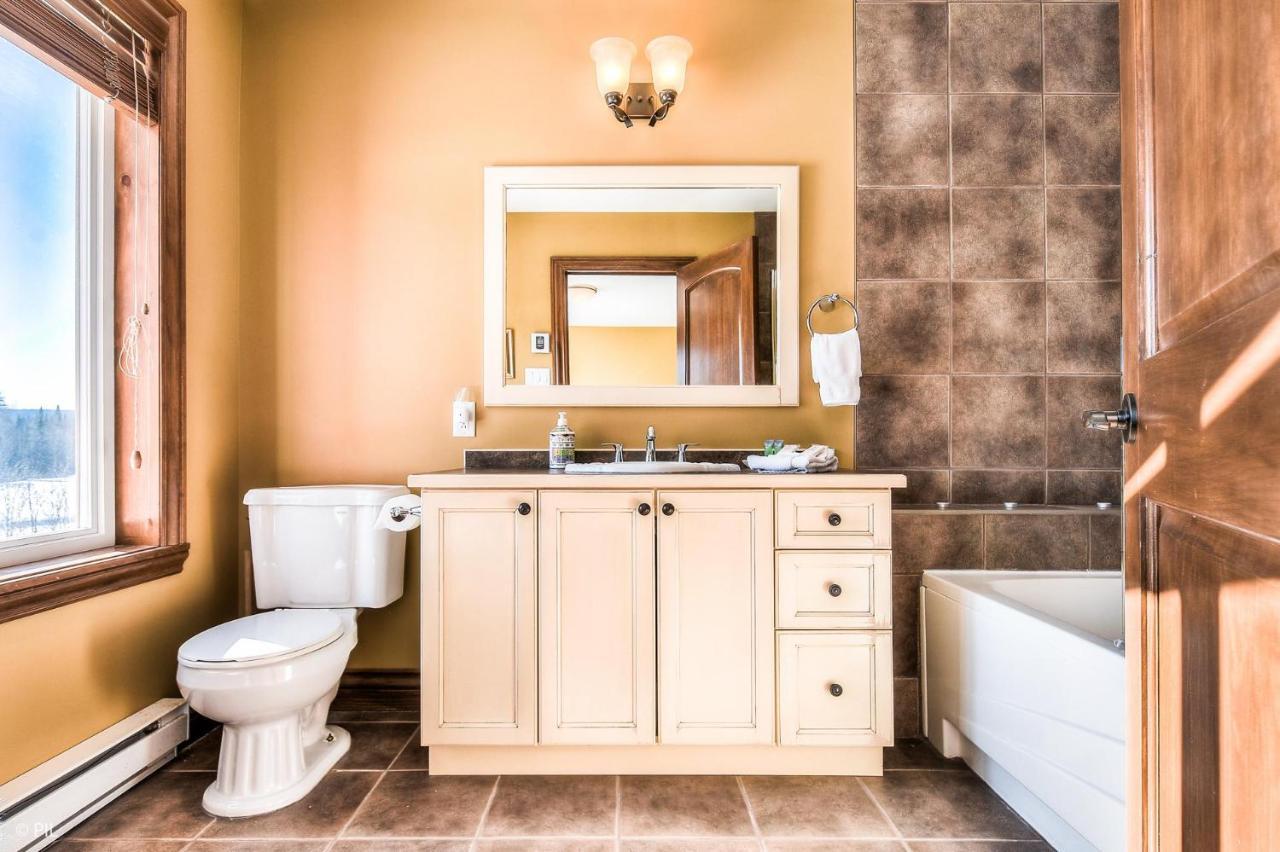 House On The Golf La Bte -10Min To Tremblant 150 Villa มงต์-ทร็องบล็องต์ ภายนอก รูปภาพ